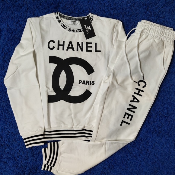 Inspired Sweatsuit - Picture 1 of 6